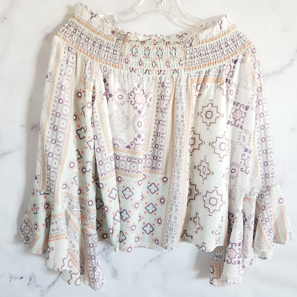 Bobi Black LA Off-Shoulder Bell Sleeves Top - Picture 8 of 10